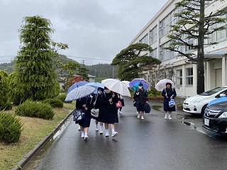 登校風景２
