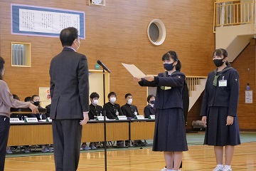 任命状の授与