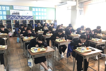 給食の様子
