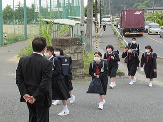登校風景