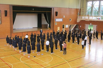 結団式