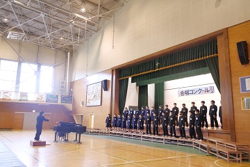 ３－３