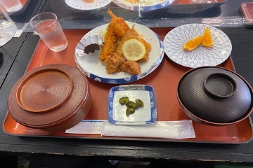 昼食