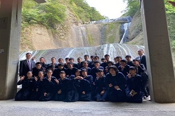 袋田の滝　2組